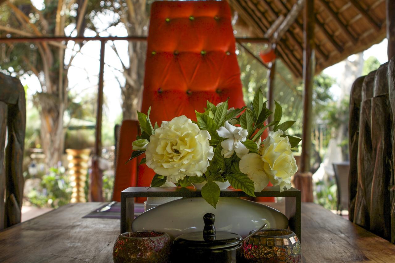 Malakai Eco Lodge Kitende Εξωτερικό φωτογραφία