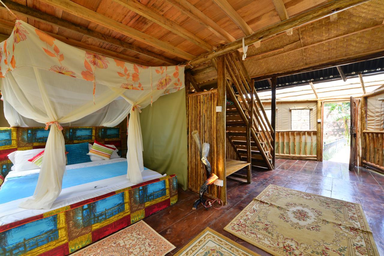 Malakai Eco Lodge Kitende Εξωτερικό φωτογραφία
